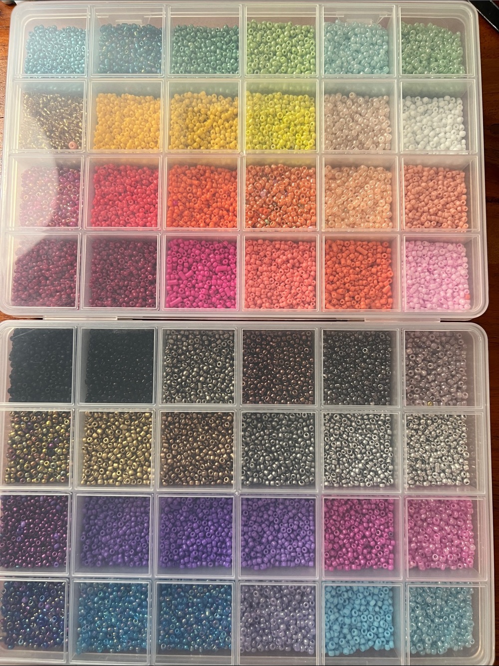 Bundle of seed beads